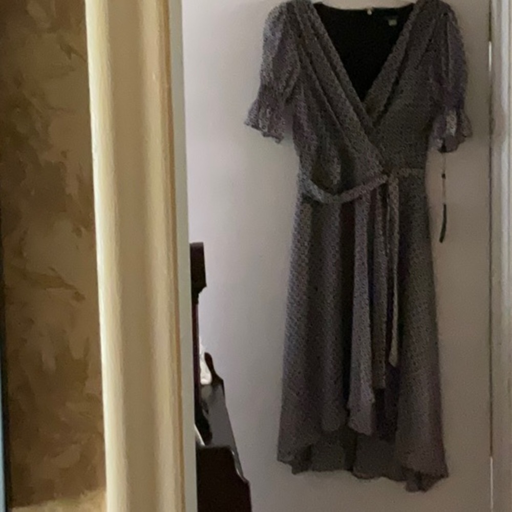 New With Tags TOMMY HILFIGER Size 2 Dress